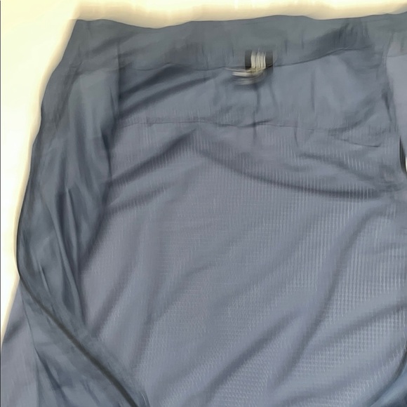 Reposhing: REI Blue Vest with High Collar and Full-Length Zipper - Picture 3 of 8